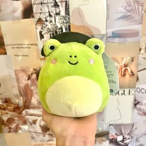 RESERVED FOR @candycanegirl❗️SALE❗️HTF BNWT 5in Tomos the frog Squishmallow!